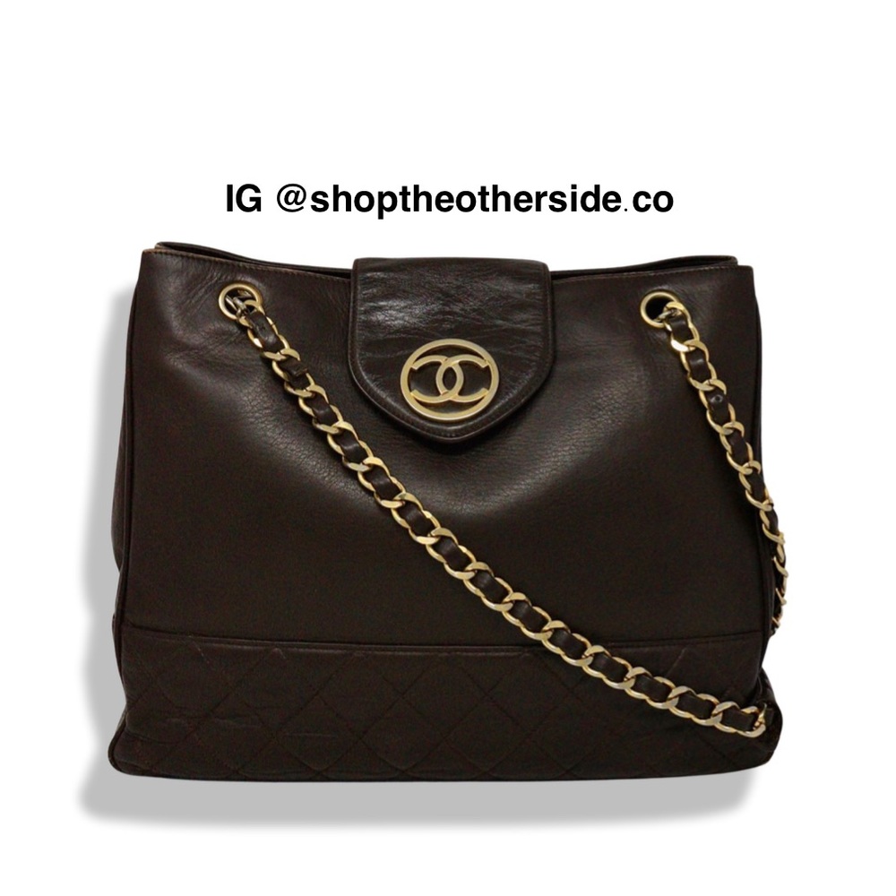 Chanel Vintage Lambskin Circle Lock Logo ToteBrown